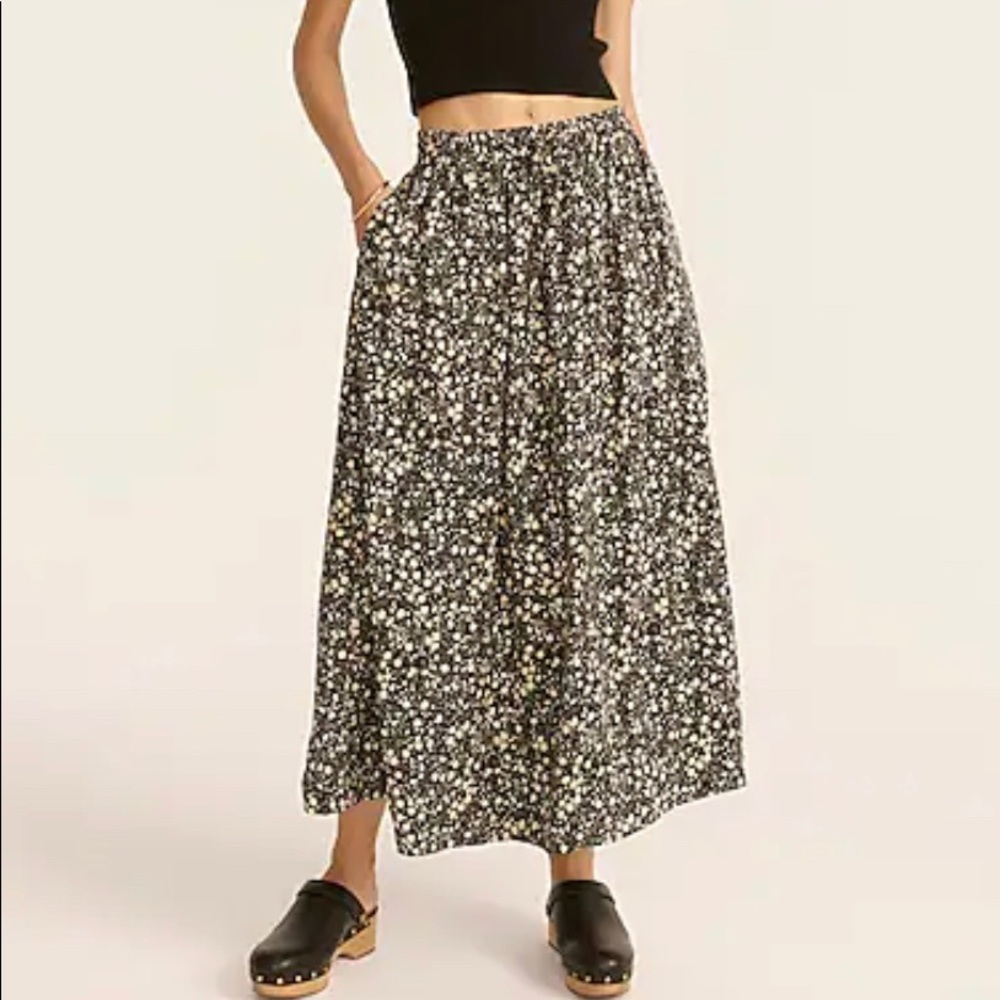 NWT J Crew Pull-on silk skirt in fall garden floral